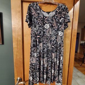 Sami & Jo floral dress sz XL